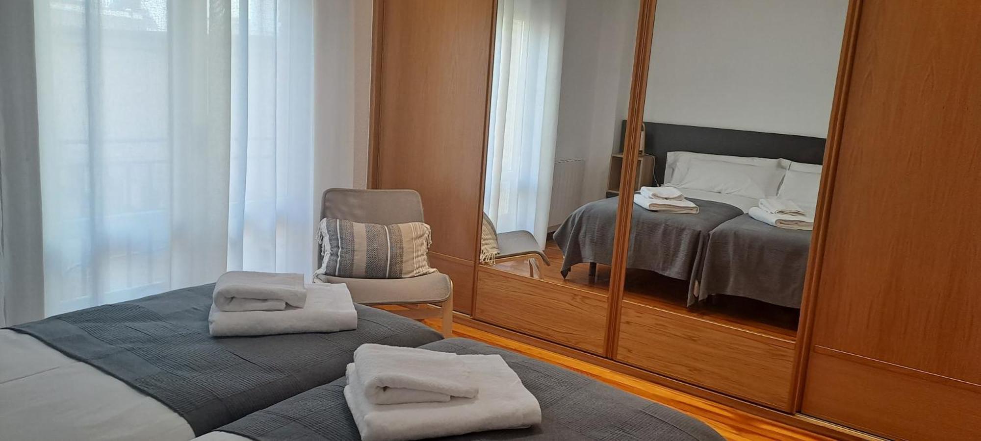 Erdizka, Centrico Apartamento Turistico Con La Mejor Vista Plaza De Los Fueros Estella Exterior photo